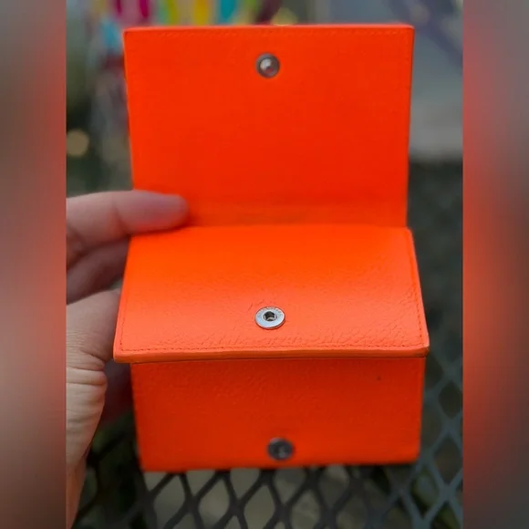 Balenciaga Vibrant Orange Pebbled Leather wallet - Picture 6 of 10